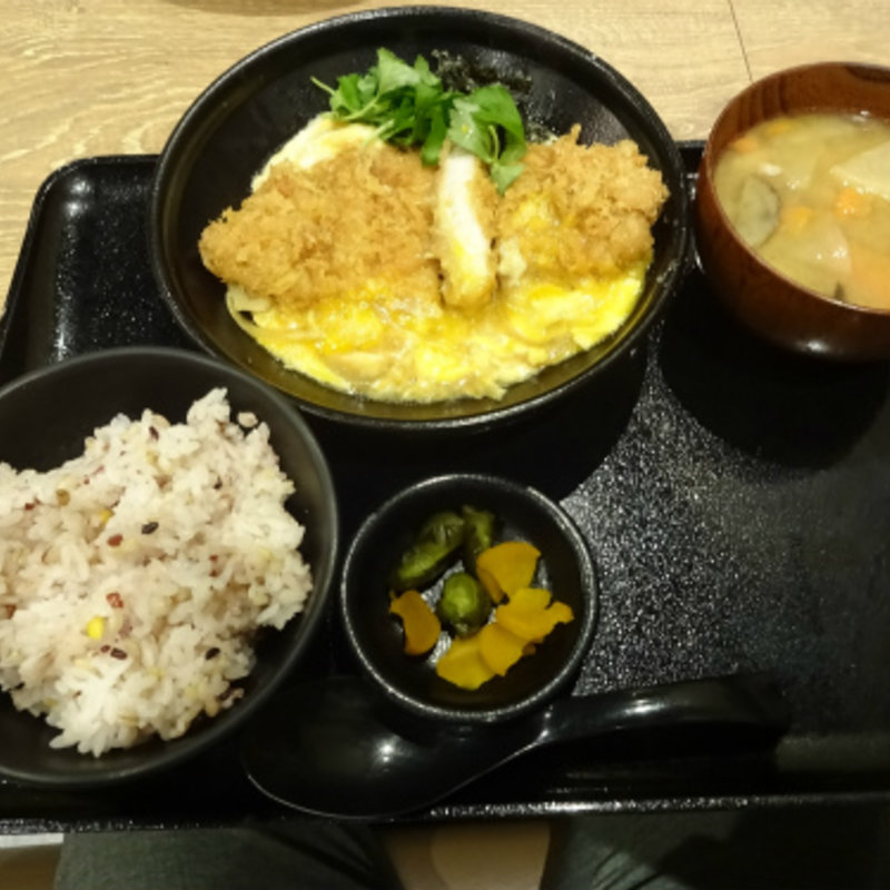 かつとじセット（120g）(とんかつ薩摩 ヨドバシ横浜店)