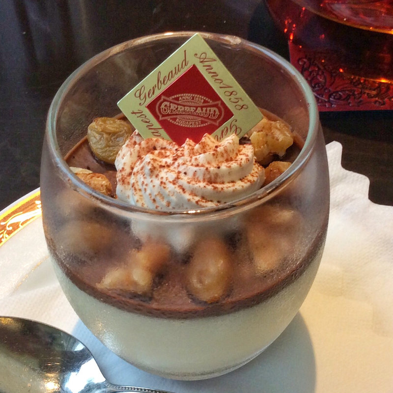 ショムロイガルシュカ(ジェルボー 東京本店 （GERBEAUD）)