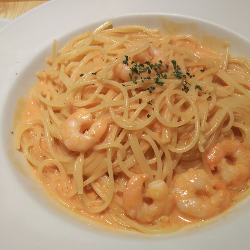 海老のトマトクリームソース(ゆであげパスタ＆焼き上げピザ ラパウザ 川崎モアーズ店)