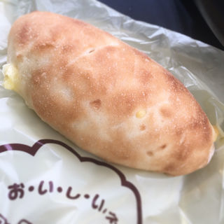 チーズたっぷりくん(サカエパン )