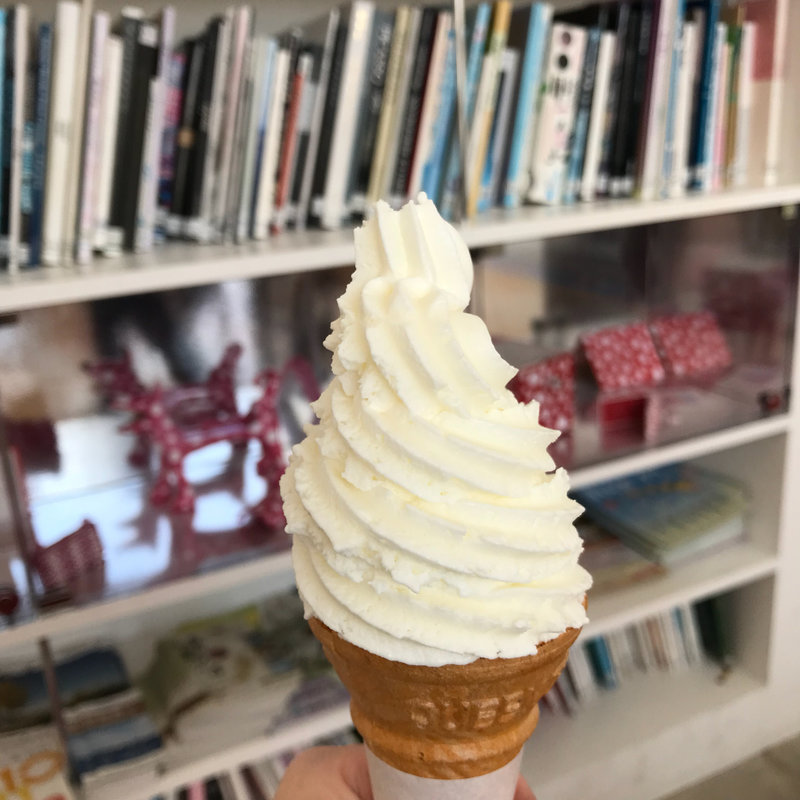 ミルクジェラート(カフェ&ショップ cube)