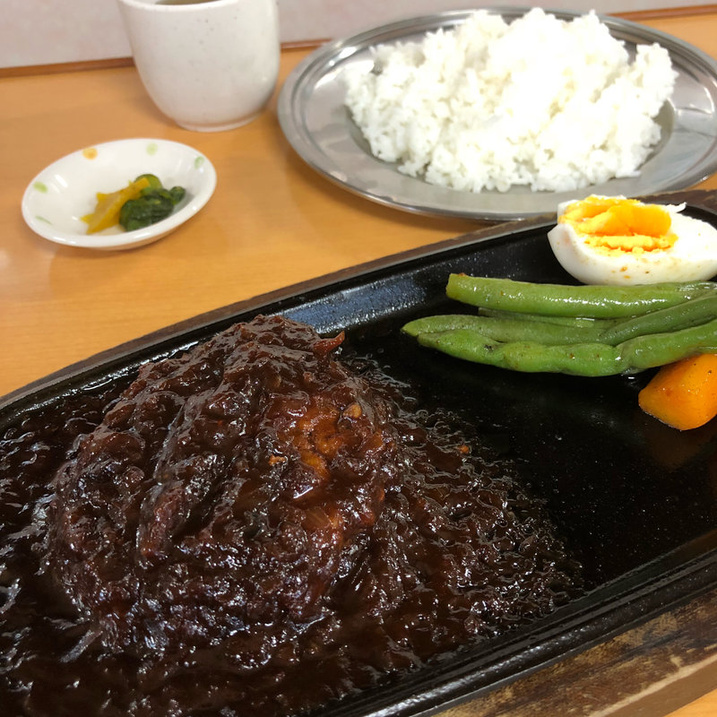 ハンバーグステーキ(とんかつヒロ)
