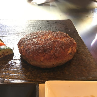 □■ 神戸･但馬ビーフのハンバーグランチ ■□(ビフテキのカワムラ 東京銀座店)