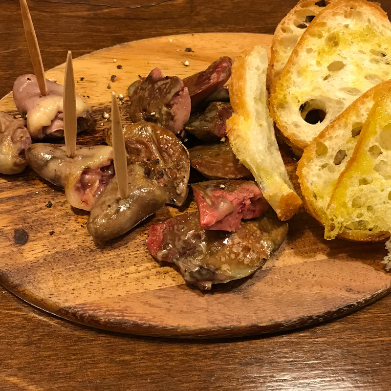 ハートとレバーのコンフィ  アミューズ(ビストロモナミ)