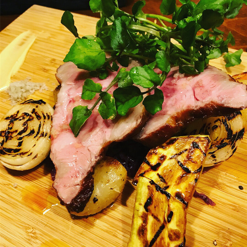 和豚の瞬間燻製(ビストロモナミ)