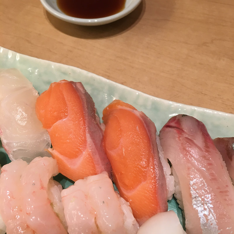 サーモン(築地すし好 中目黒店 （ナカメグロテン）)