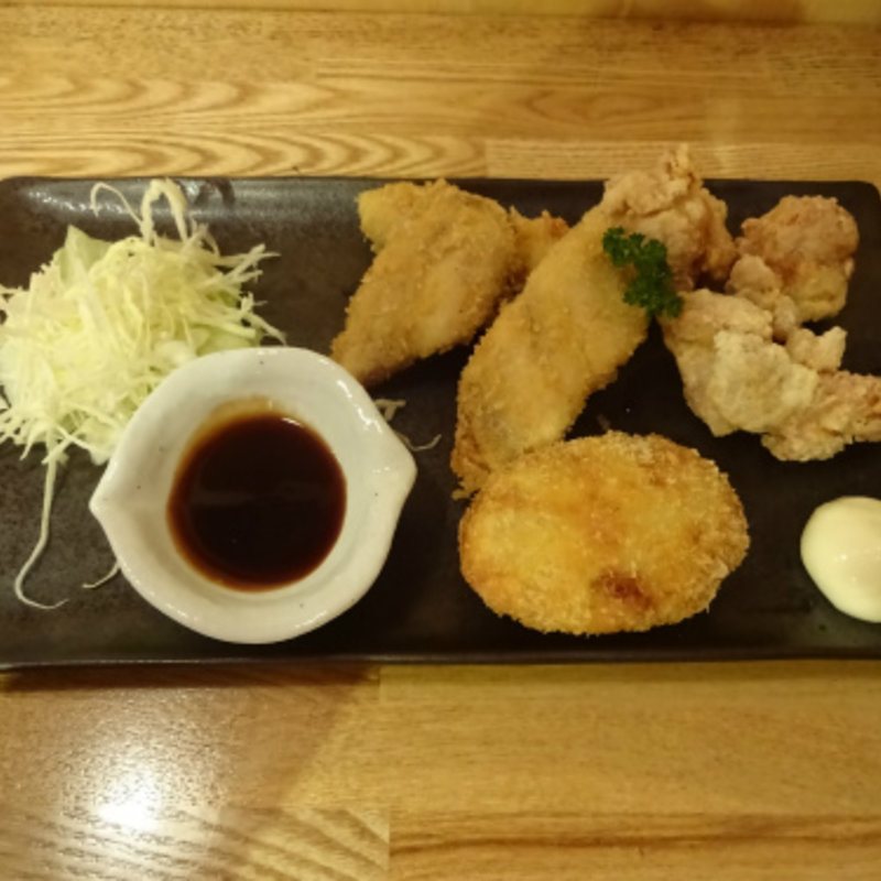 あれこれミックス定食(復興居酒屋がんばっぺし 横浜桜木町店)