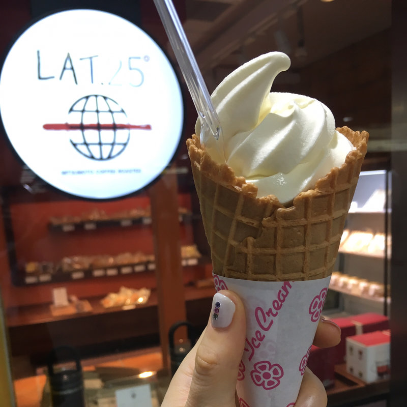 ソフトクリーム(カフェ・ラット・25° 新横浜店)