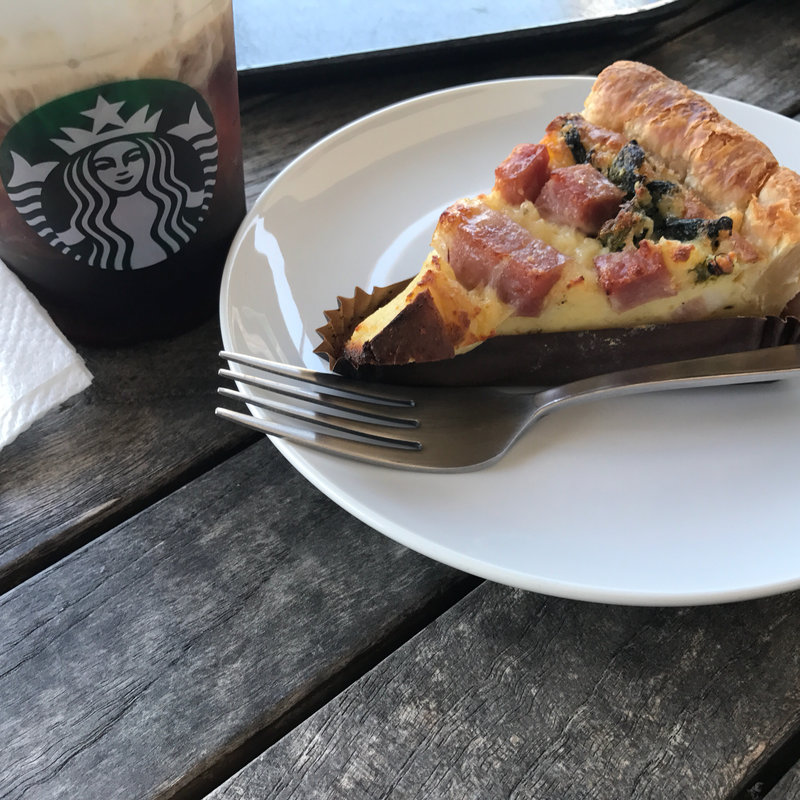 ベーコンとほうれん草のキッシュ(スターバックス・コーヒー 基山パーキングエリア（上り線店） )
