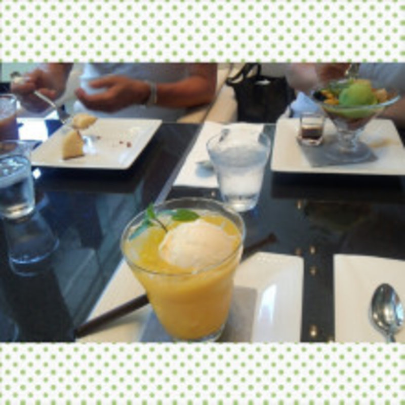 マンゴーフロート(文明堂カフェ （BUNMEIDO　CAFE）)