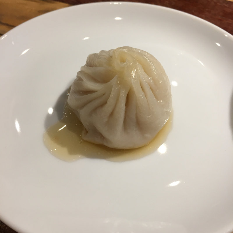 小籠包 2コ(新中国料理 海月)