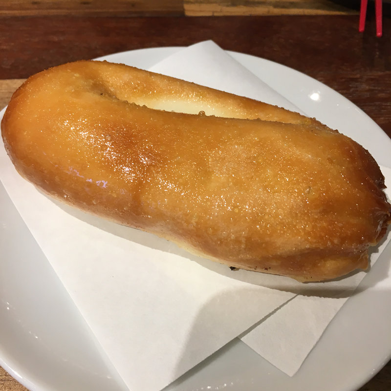 台湾式揚げパン(新中国料理 海月)