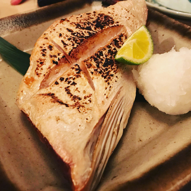 ブリのカマ焼き(松 下北沢)