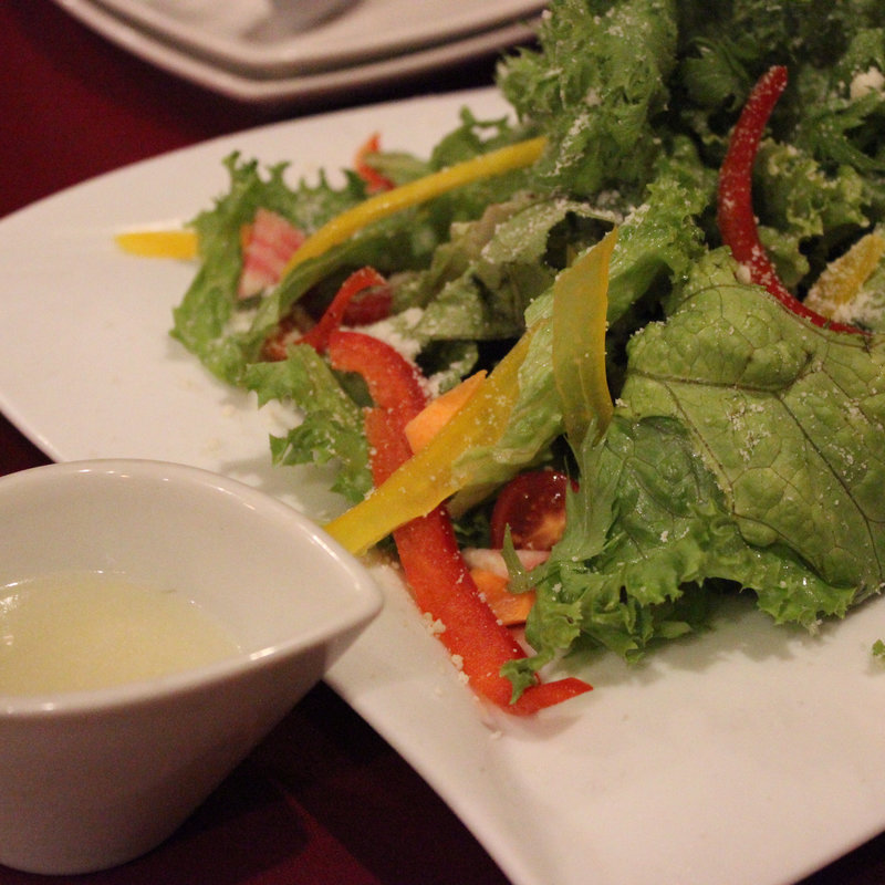 トマトとモッツァレラチーズのカプレーゼ(Spajio 田町店 （スパージオ）)