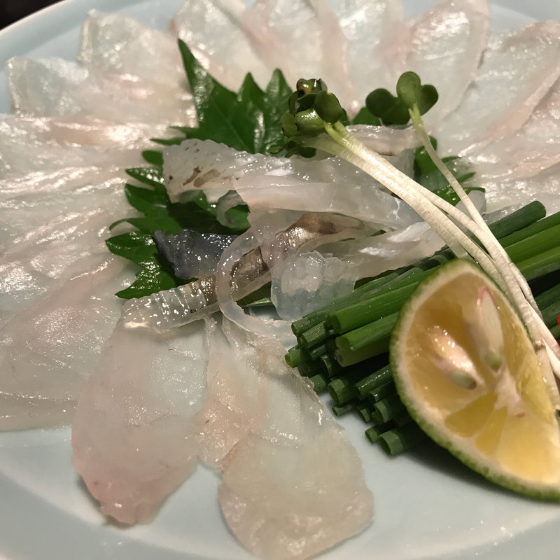 泳ぎてっさ(とらふぐ刺身)(とらふぐ亭 南千住店)