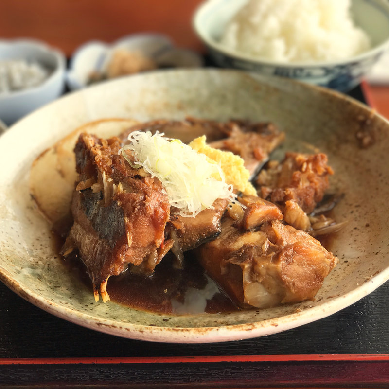 煮魚定食(池田丸 稲村ガ崎店)