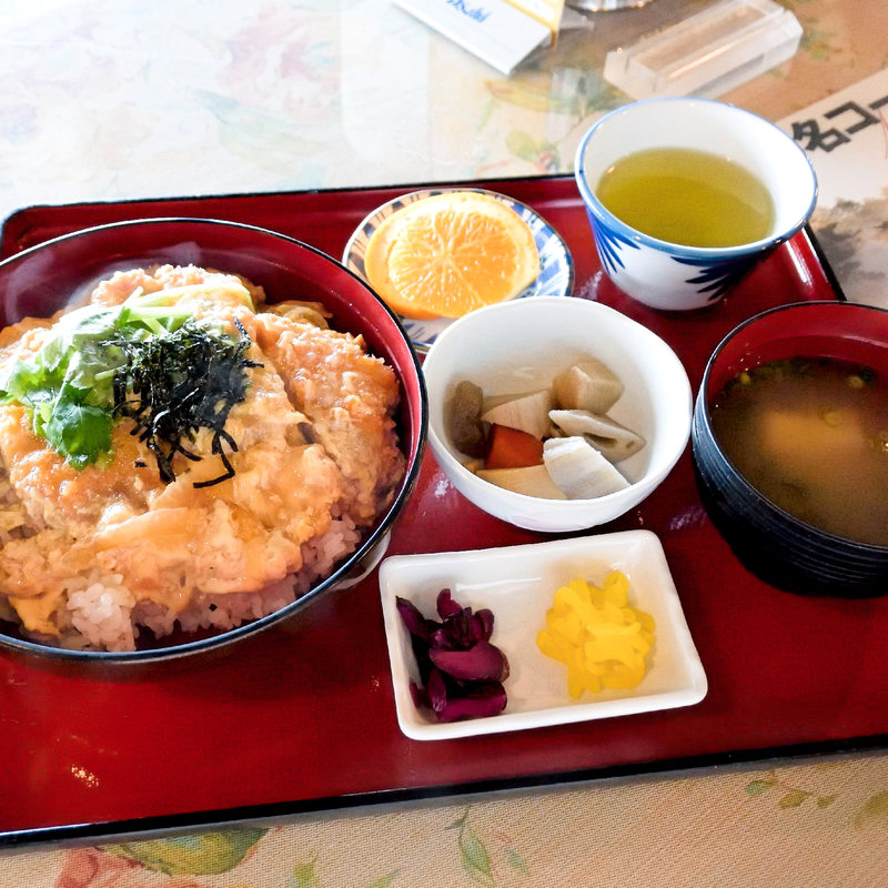 もち豚ロースカツ丼(志度カントリークラブ)