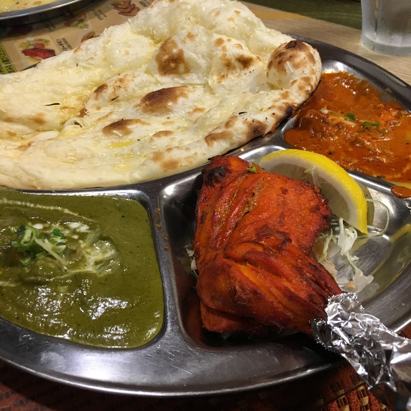 Ｆタンドリーチキンセット(ムガルパレス ２号店 （MUGAL　PALASE）)