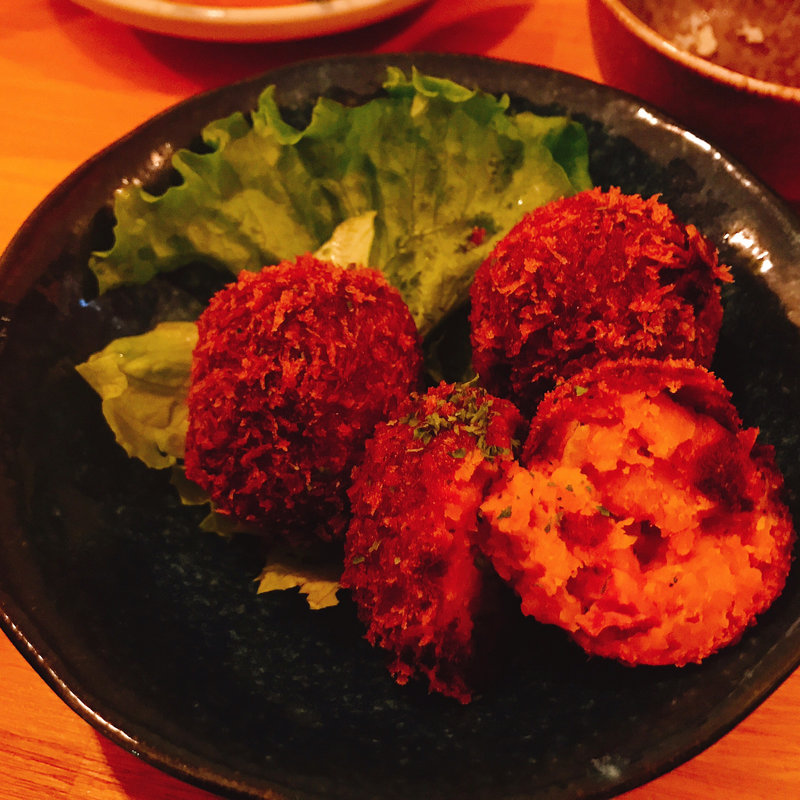 カボチャとベーコンのコロッケ(アンドビール)