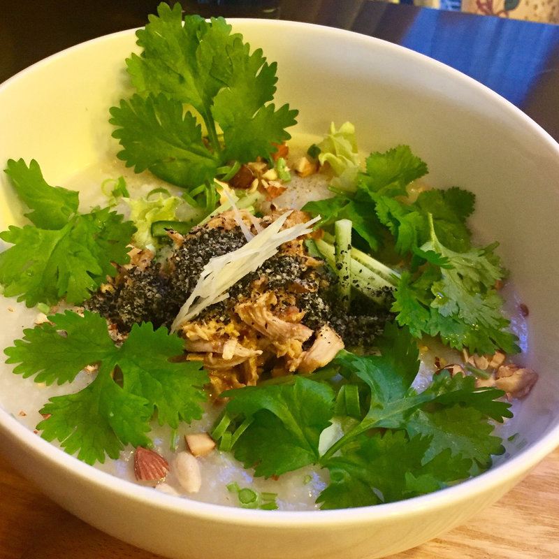 棒棒鶏と香草の豆乳粥(テディアンドダディ )