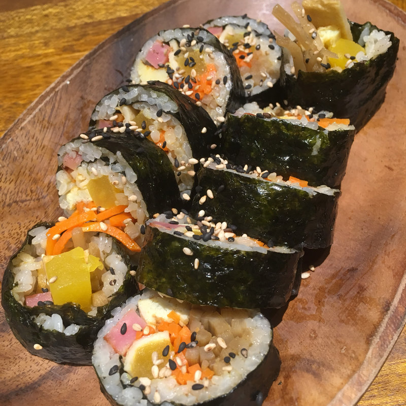 キンパ(韓国のり巻き)(韓国薬膳料理 麦庵 ソラリアステージ店)