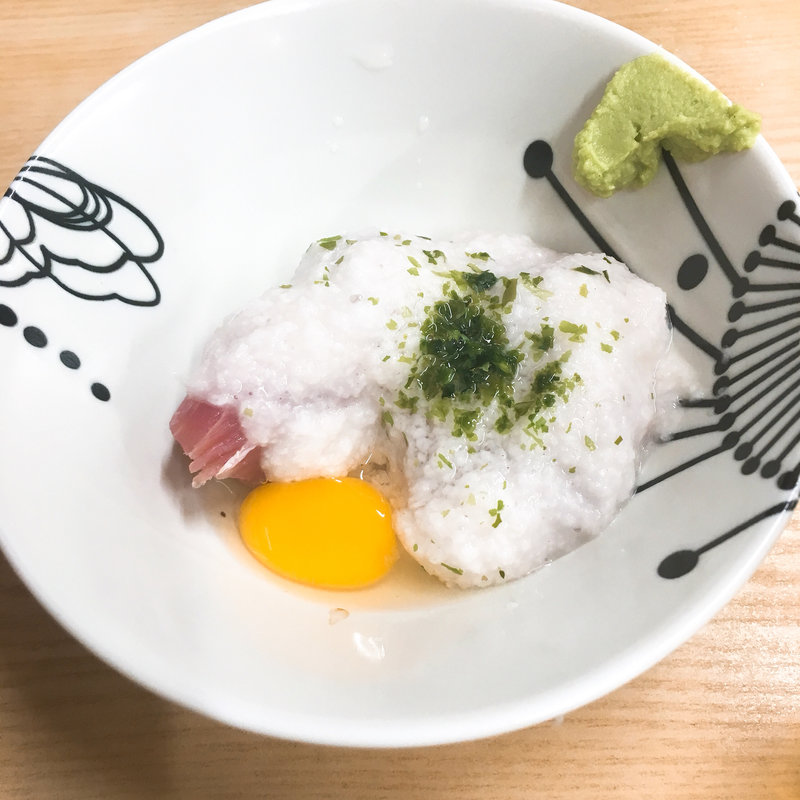 マグロ山かけ(天満 酒蔵)