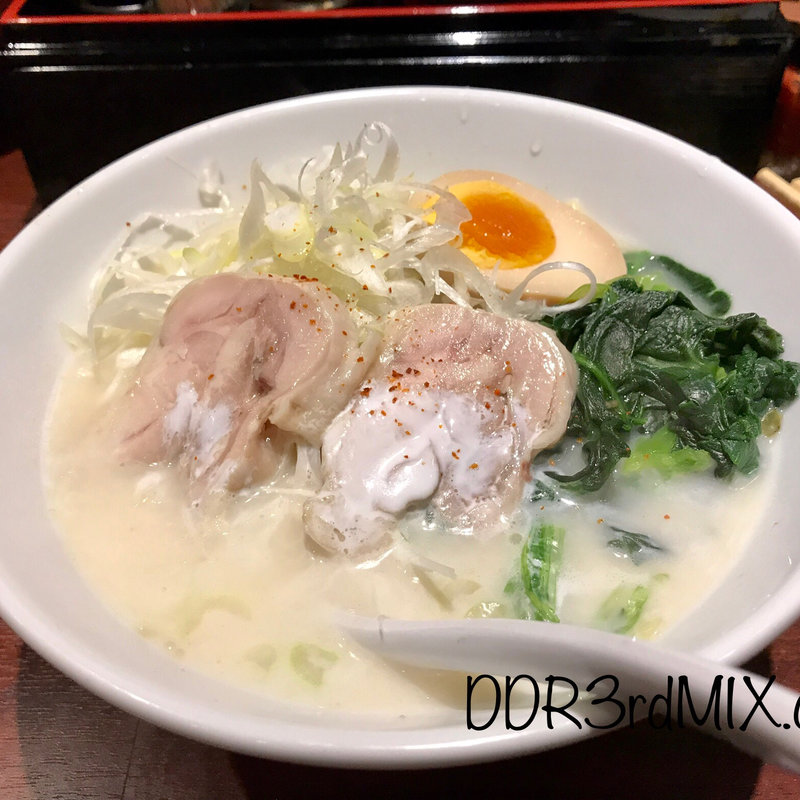 鶏塩白湯ラーメン(横浜家系ラーメン 匠)