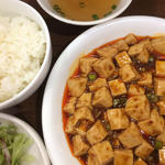 麻婆豆腐(中華料理 華桃)