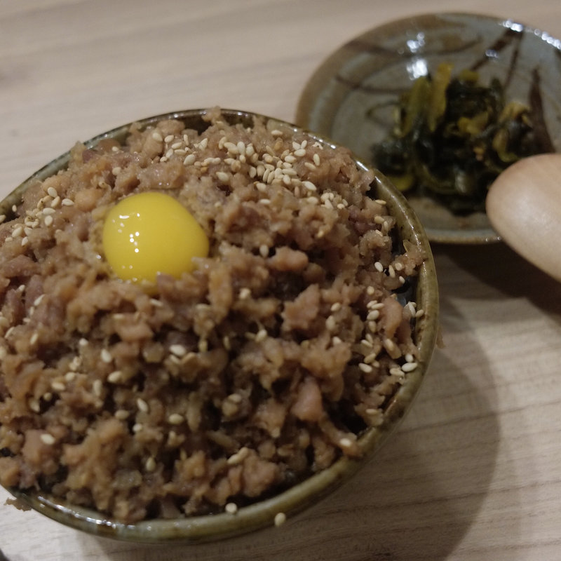 そぼろ丼(焼鳥 高田)