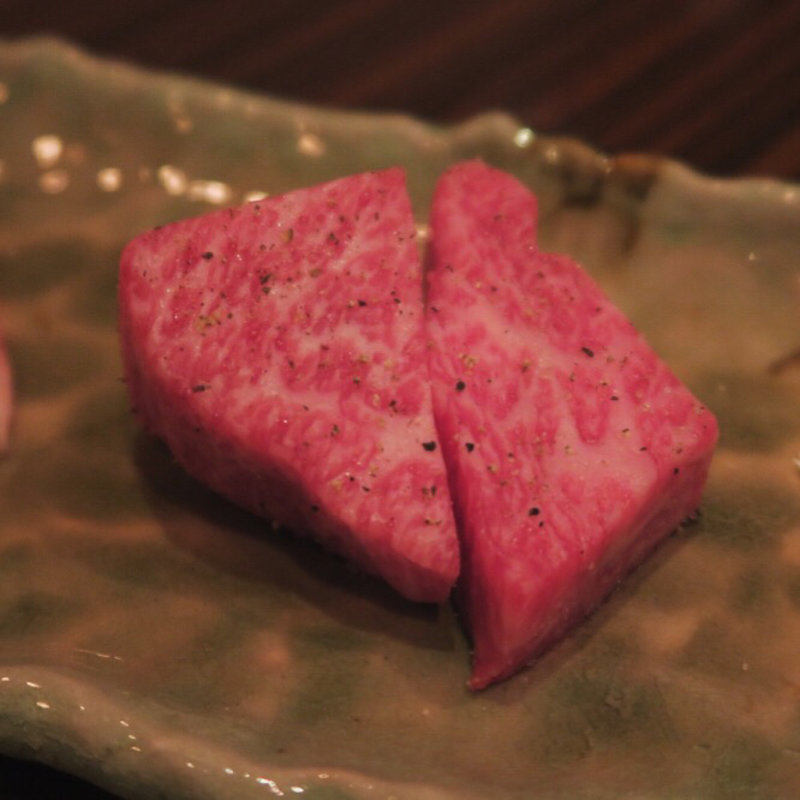 特選ロース ～ サーロイン(和牛焼肉KIM 白金本店)