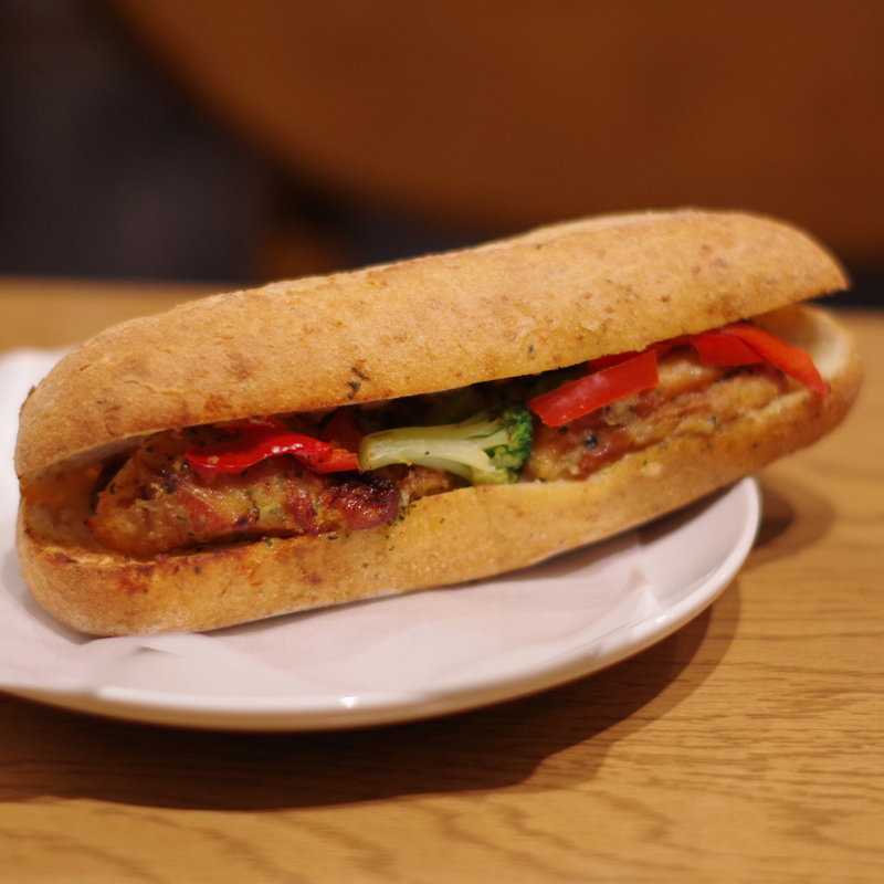 石窯フィローネ ホリデーチキン(スターバックスコーヒー 東京ビッグサイト店)