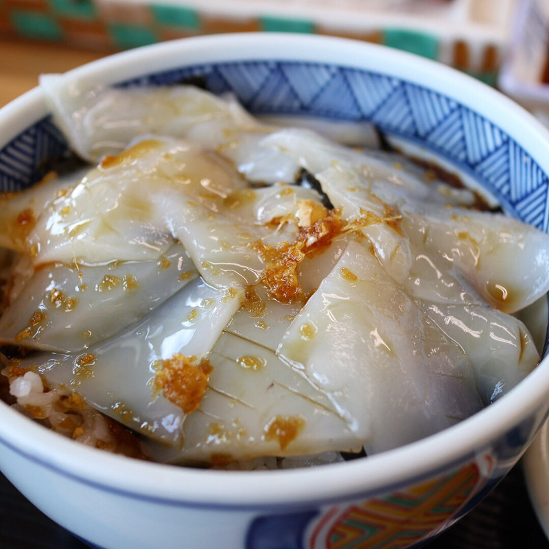 イカ丼(めがね丸 （めがねまる）)
