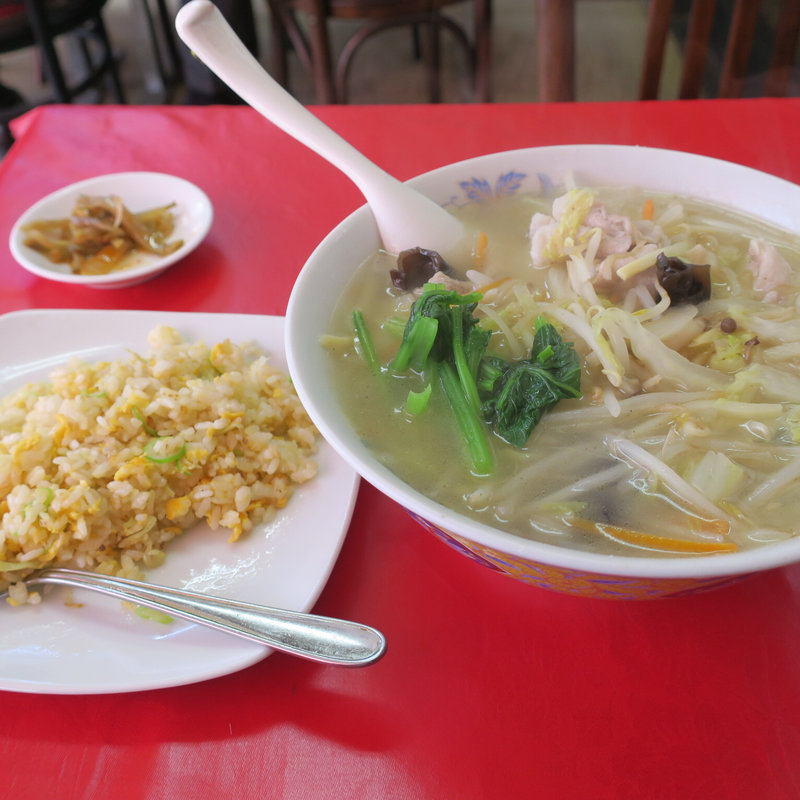 半チャンタンメン(勝太楼)