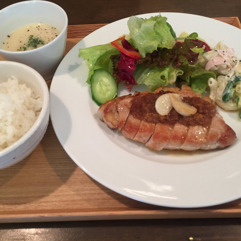 ポークジンジャーのランチ(ガーデンオブジョイキッチン)