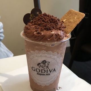ムースショコラ ミルクチョコレート(ゴディバ 神戸ハーバーランドウミエ )