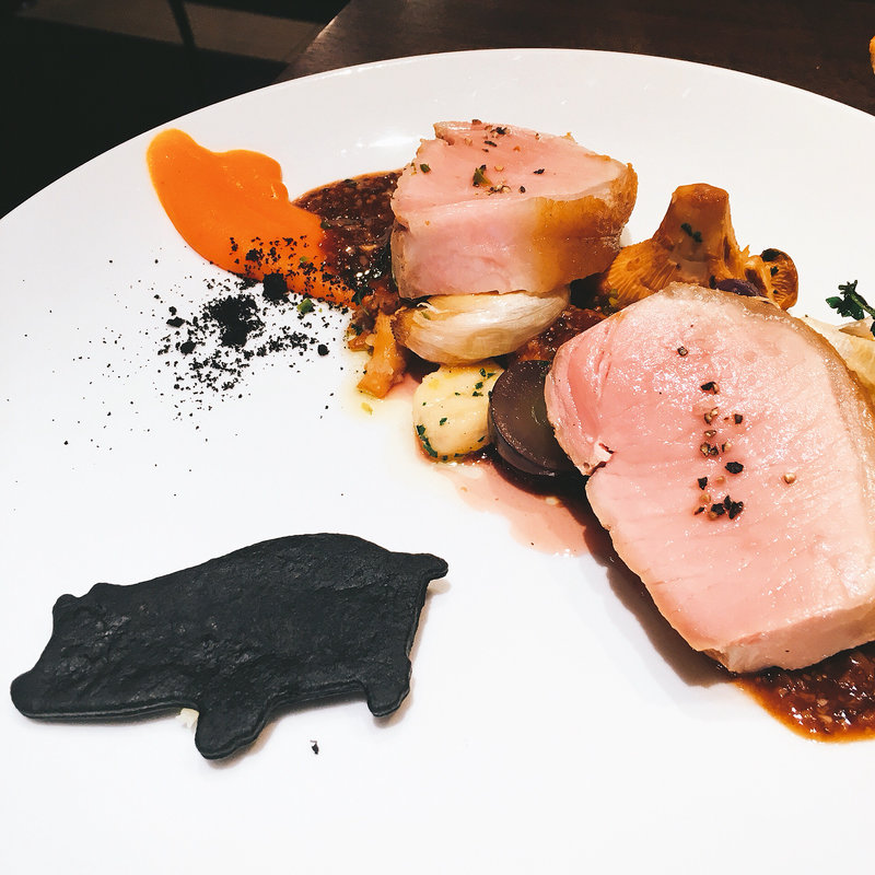 豚肉のロースト(特別メニュー)(俺のフレンチ・イタリアン 松竹芸能 角座広場)