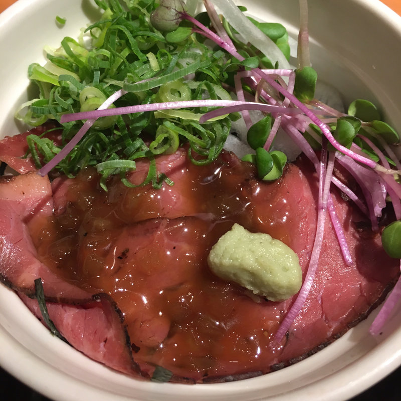 ミニローストビーフ丼(和食さと 明石二見店)