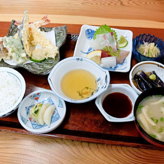 天ぷらと刺身御膳(お食事処　淡海 屋島店 （たんかい）)