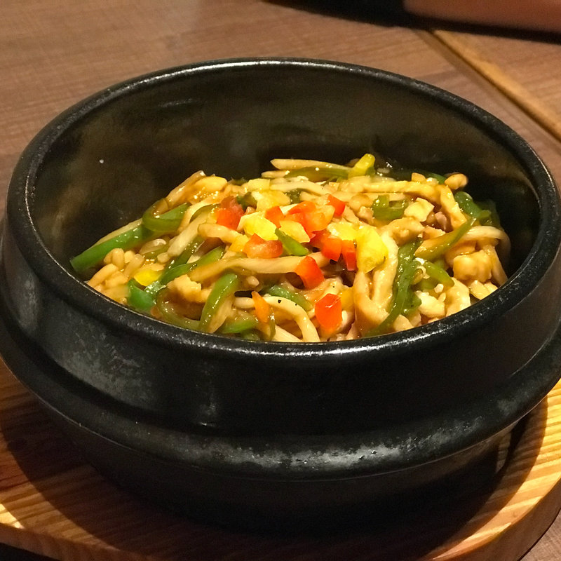 青椒肉絲炒飯(童童 （トントン）)