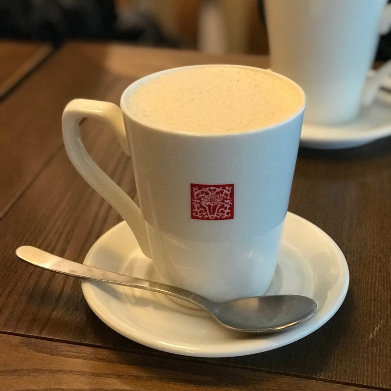 タピオカジャスミンミルクティー ホット(春水堂 六本木店)