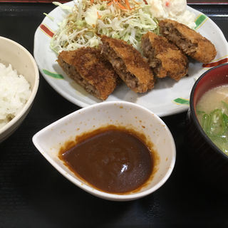 近江牛メンチカツ定食(黒丸パーキングエリア（下り線）スナックコーナー )