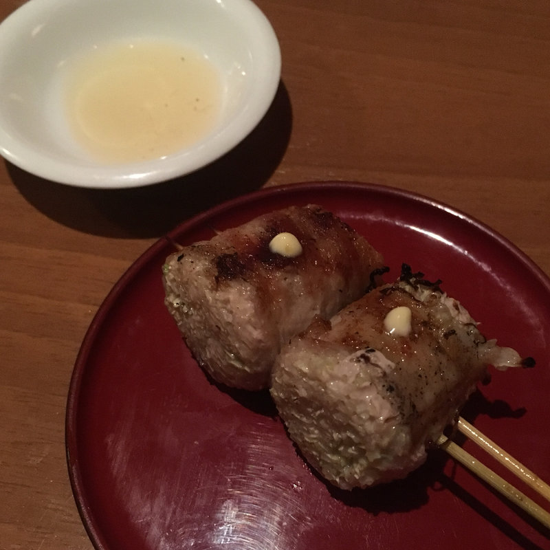 キャベツ千切り豚バラ巻串(喜人)