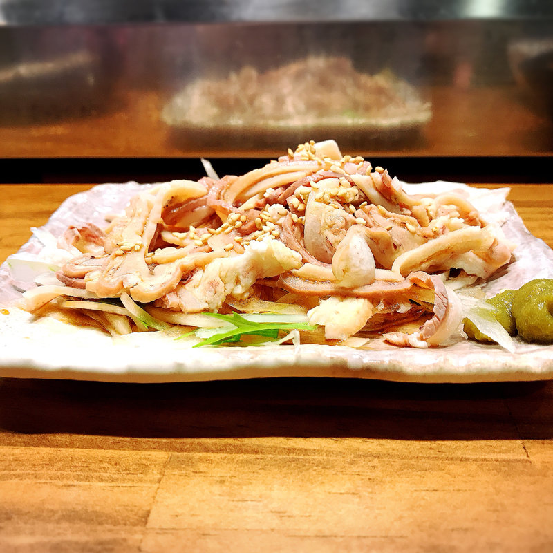 ガツ刺し(もつ焼き勝利はなれ)