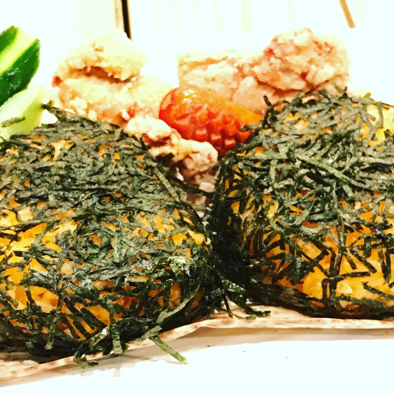 うにぎり弁当(のぶちゃん お初天神店)