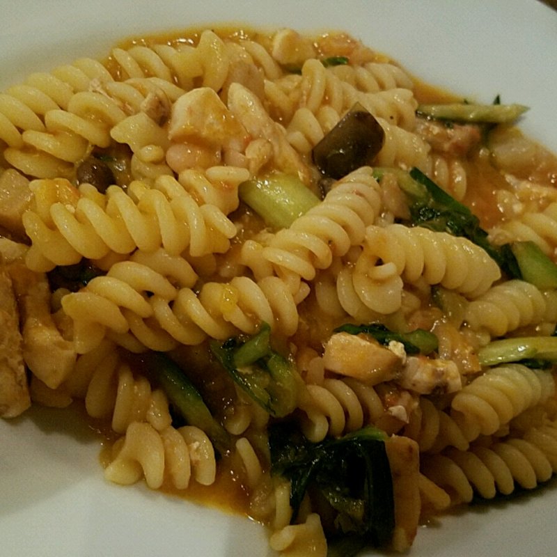 メカジキのパスタ(ボガマリ・クチーナ・マリナーラ （Ｂogamari Cucina Marinara）)