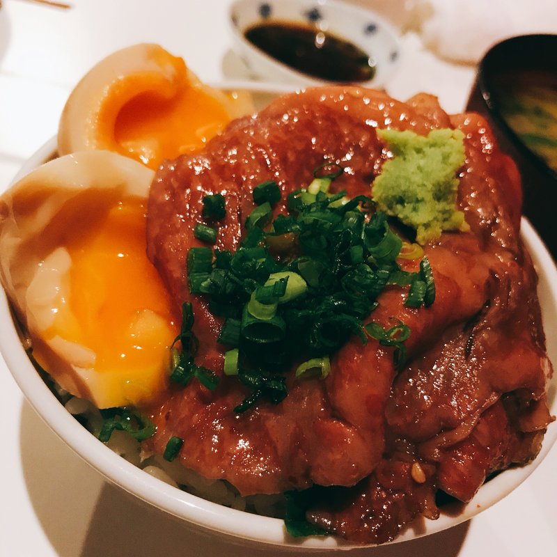 牛ご飯(立呑み とだか)