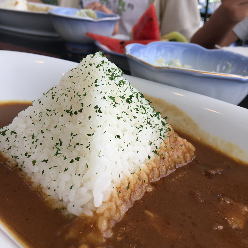 ピラミッドカレー(博石館)