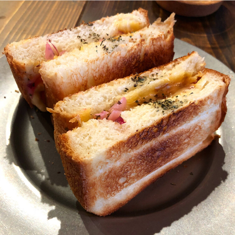 ホットサンド(珈琲焙煎所　旅の音)