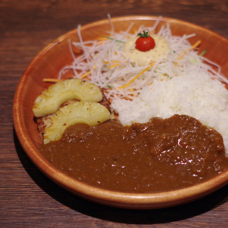 パインカリーバーグディッシュ カリーソース増量(びっくりドンキー姫路花影店)