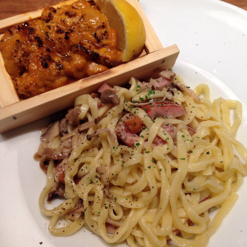 炙り板うにのスパゲティ(タベルナ トーキョー)